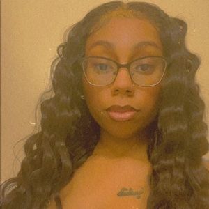 Meet your Posher, El